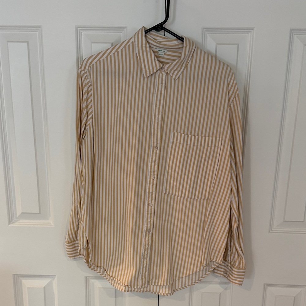 Aerie Beige Striped Women's Button Down Shirt